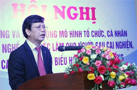 Thứ trưởng Bộ LĐTBXH Nguyễn Trọng Đàm phát biểu tại hội nghị